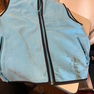 Fleece Vest & Sweatshirt - Size Large